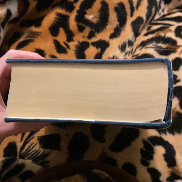 Vintage Dune Trilogy Book - Picture 12 of 13